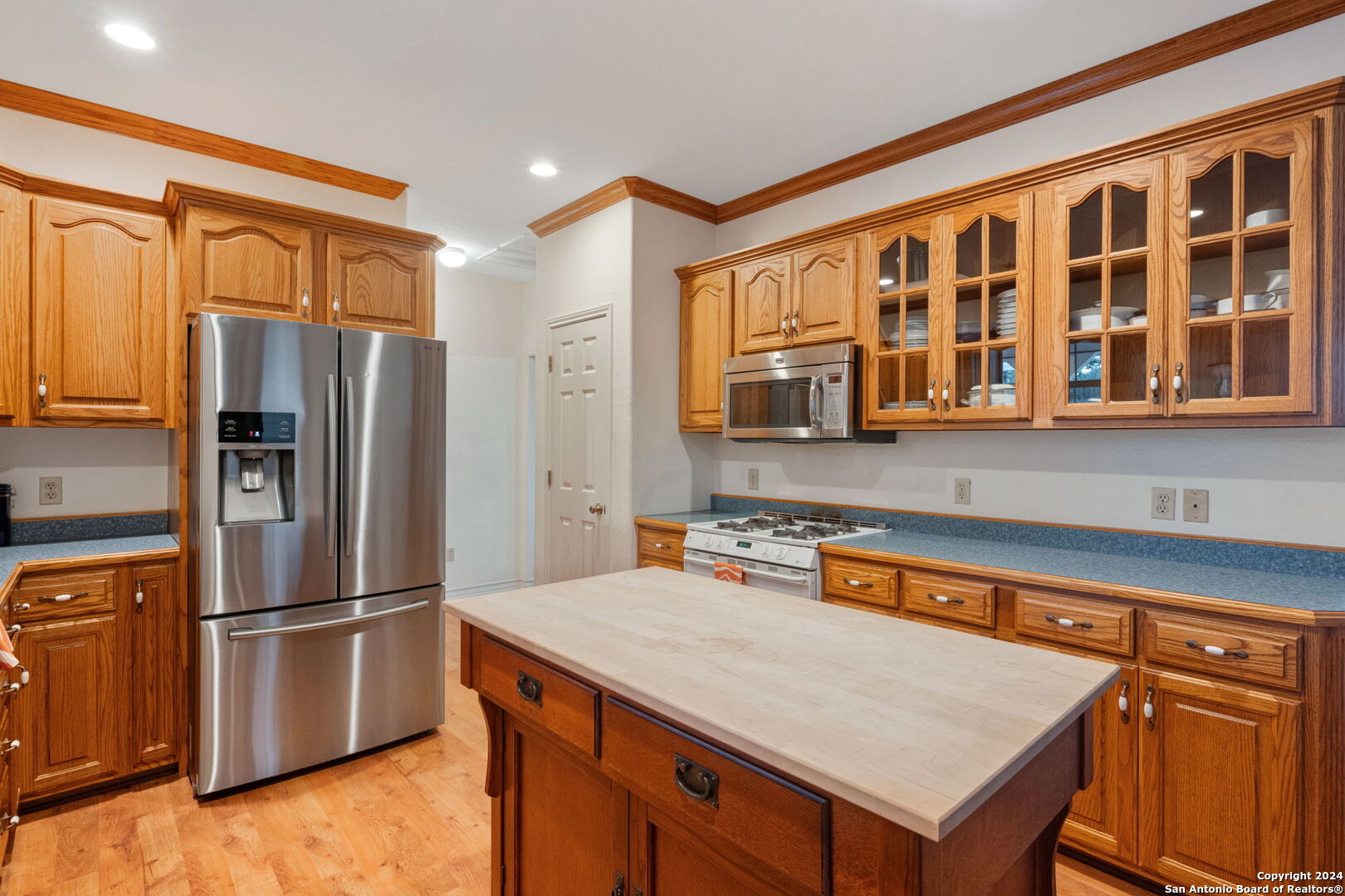 108 Mountain View Boerne TX 78006