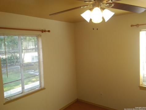 805 Eleanor Avenue San Antonio TX 78209