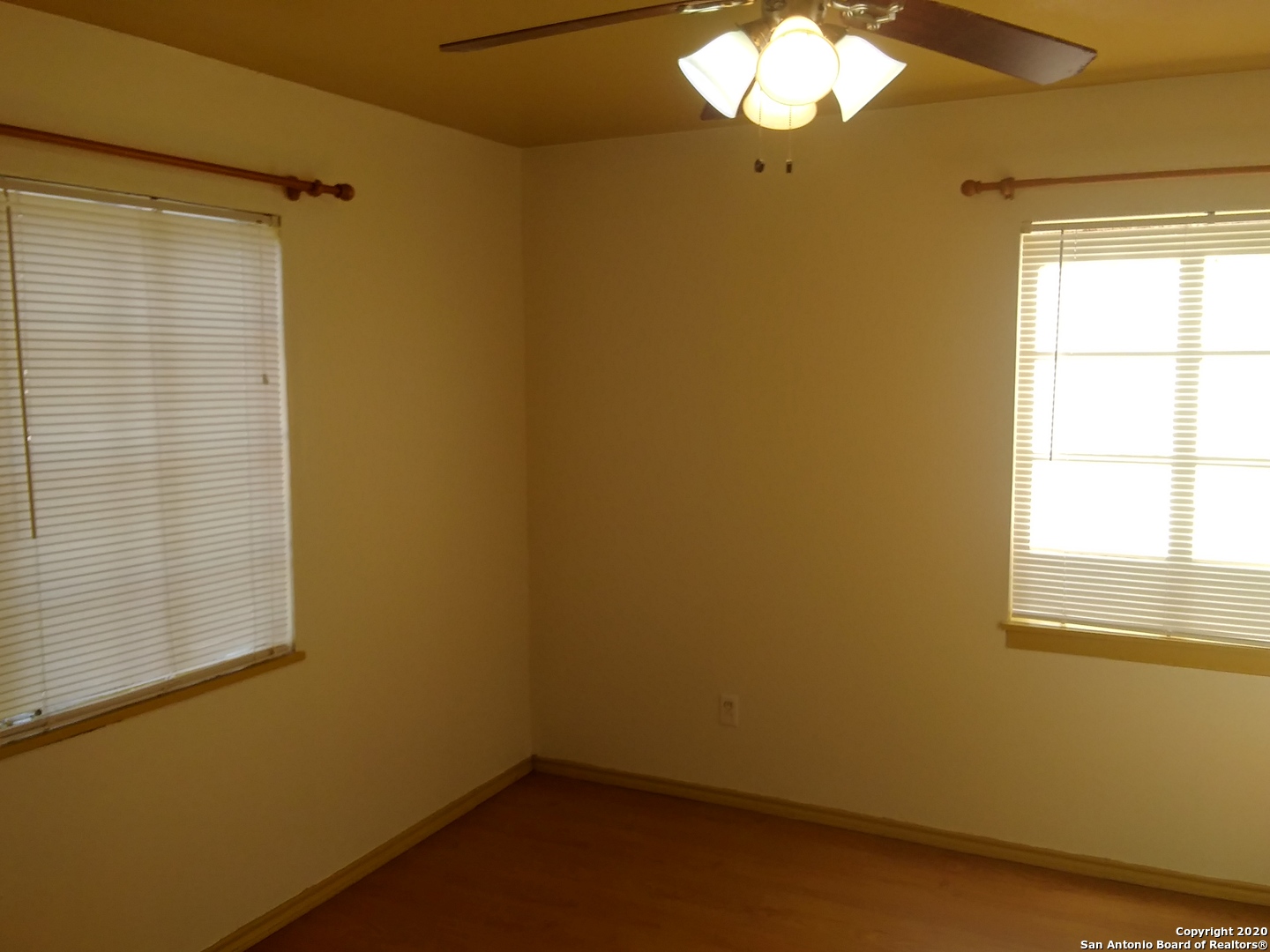 805 Eleanor Avenue San Antonio TX 78209
