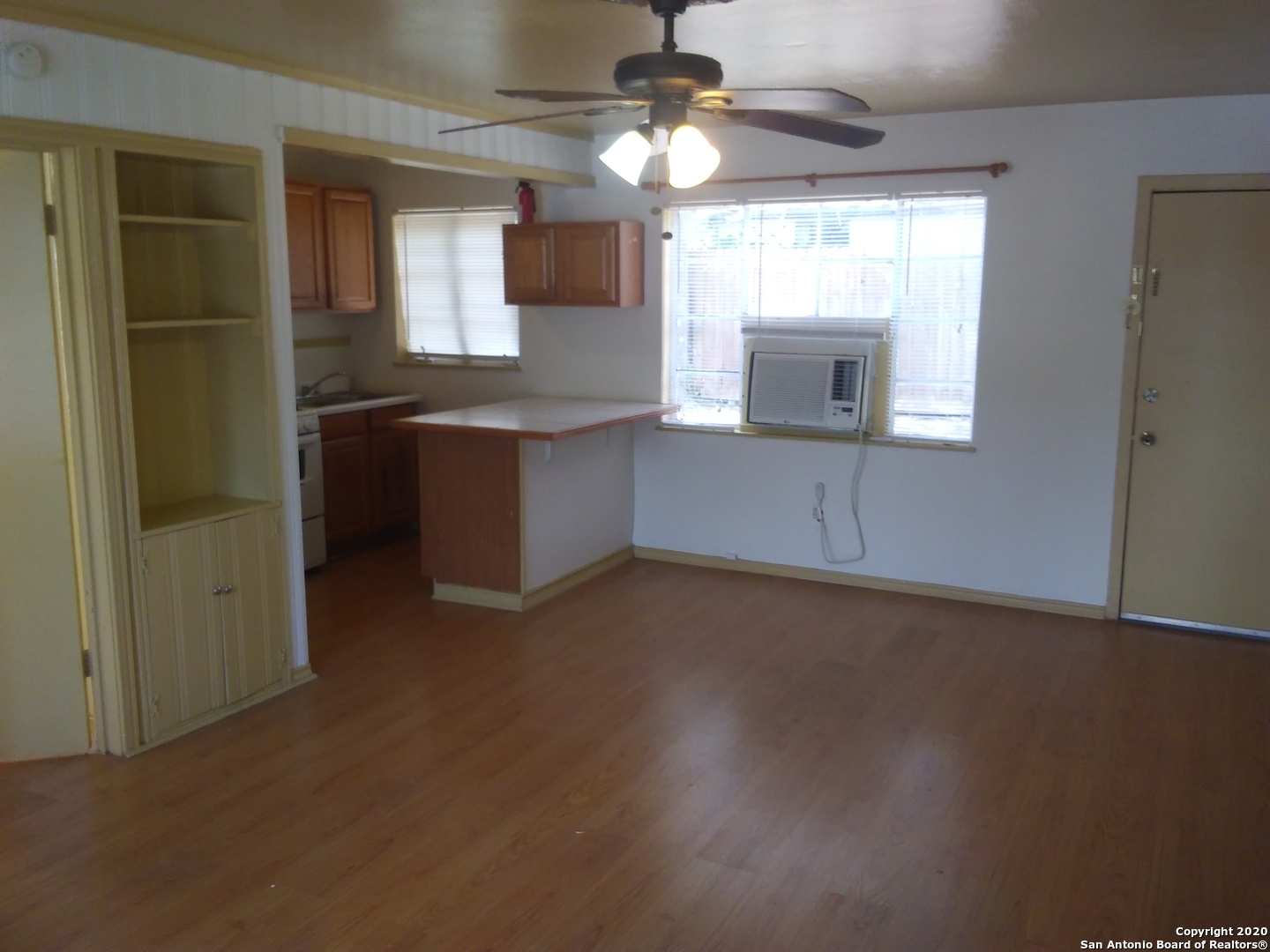805 Eleanor Avenue San Antonio TX 78209