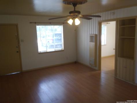 805 Eleanor Avenue San Antonio TX 78209