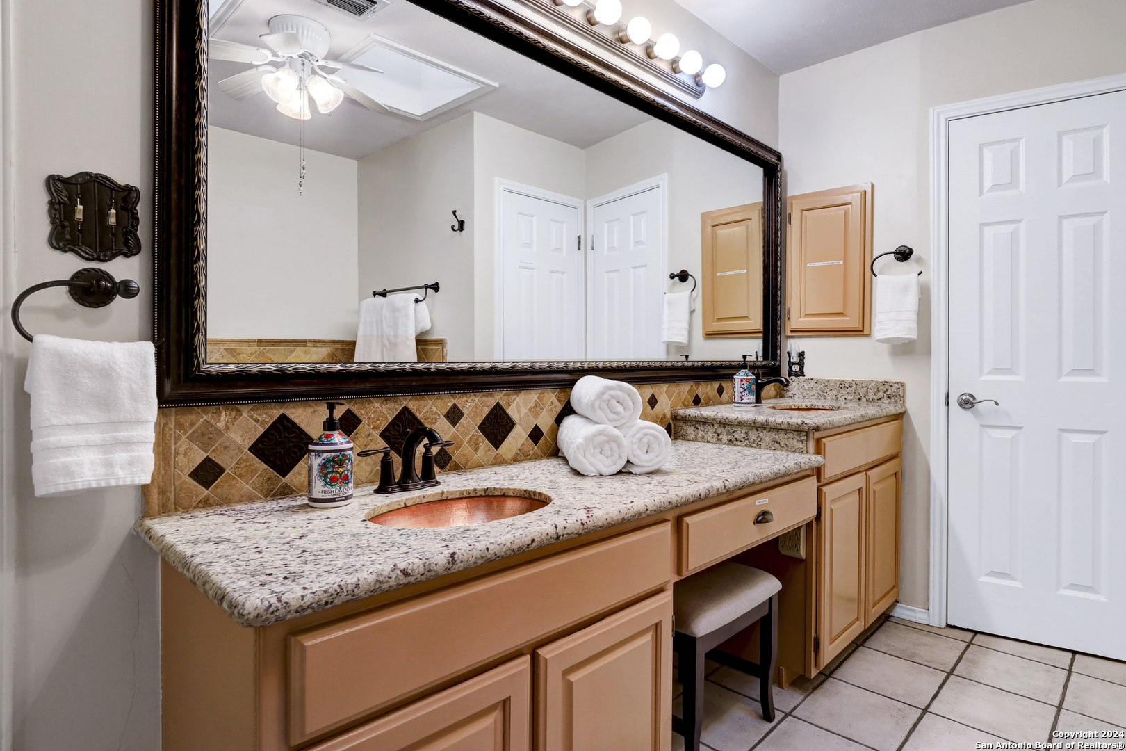 2654 Chestnut Bend San Antonio TX 78232