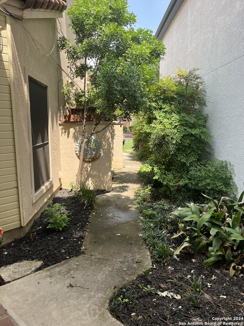 2654 Chestnut Bend San Antonio TX 78232