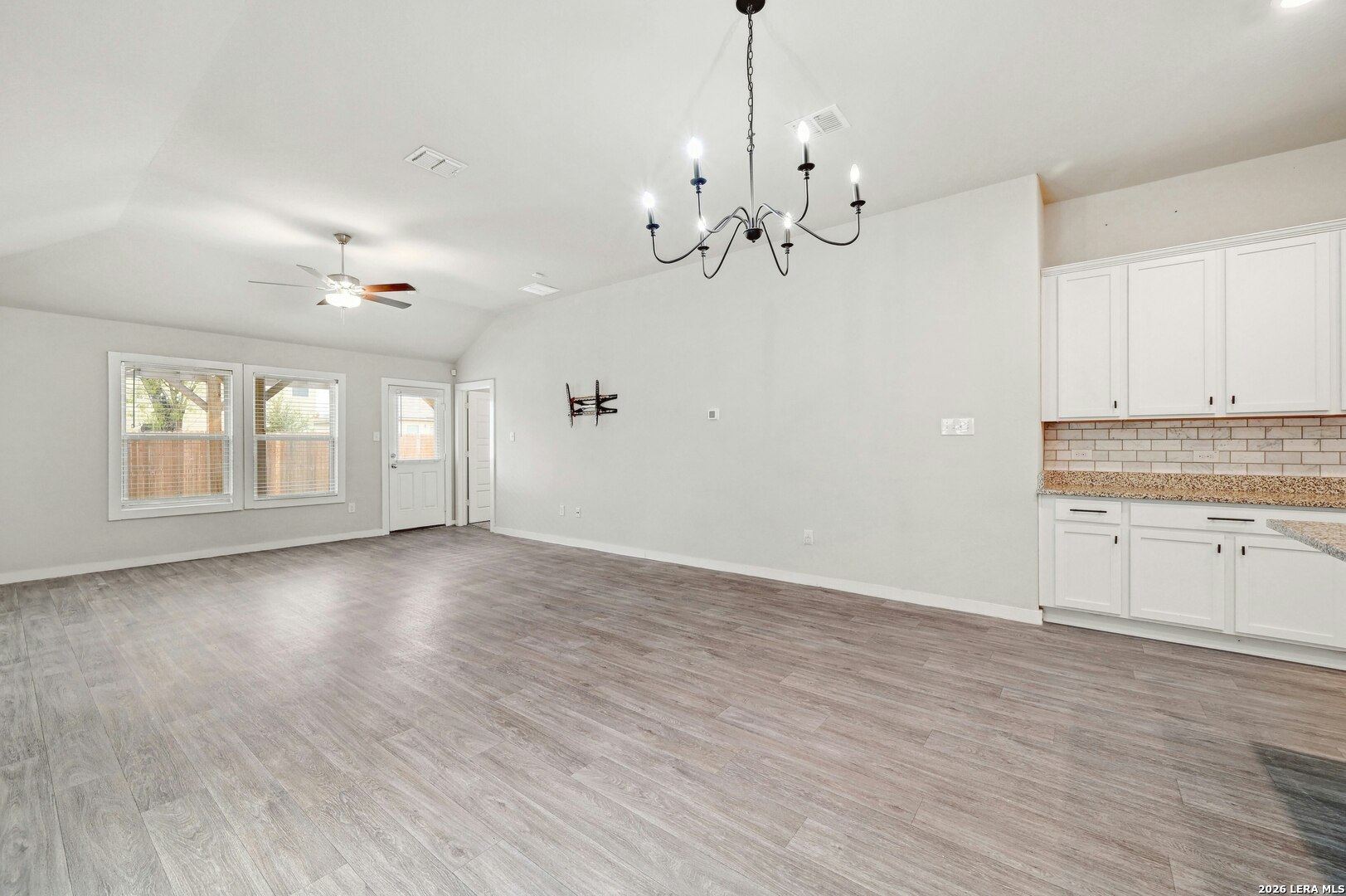 5507 Pearl Valley San Antonio TX 78242