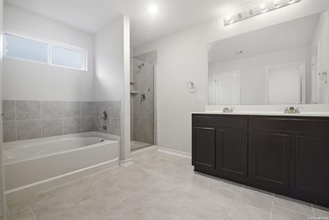 13422 Whisper Bend San Antonio TX 78252