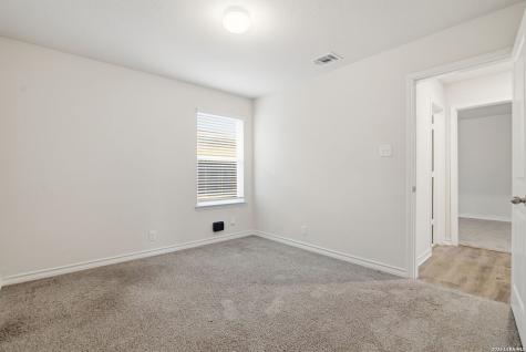 13422 Whisper Bend San Antonio TX 78252
