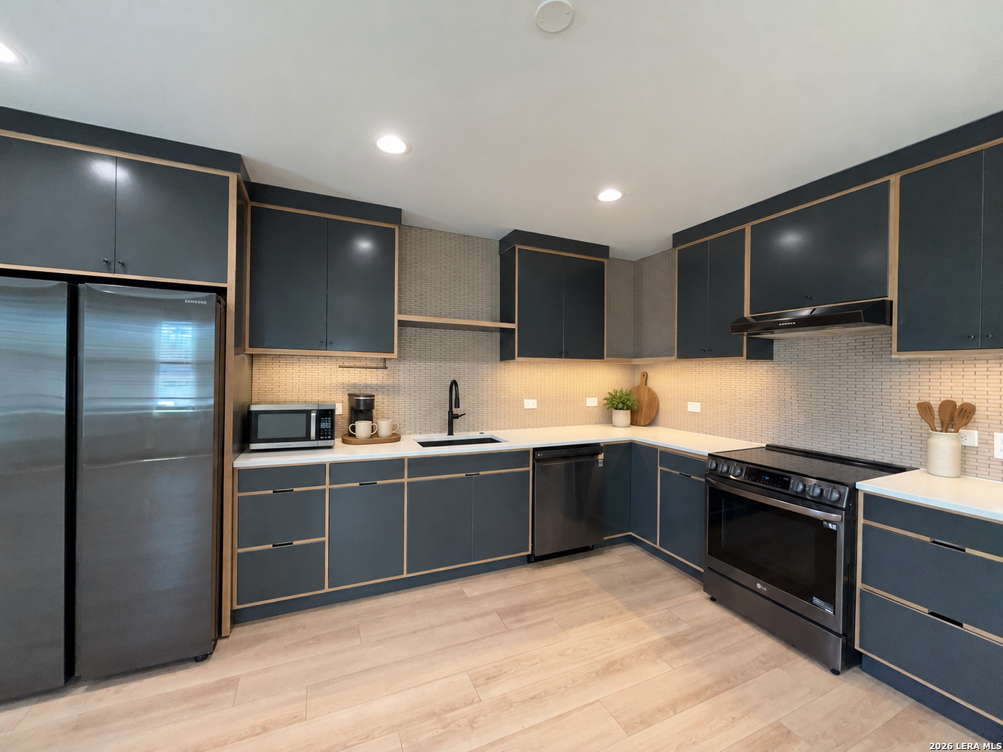 1722 S Saint Marys San Antonio TX 78210