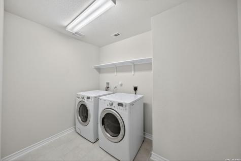4618 Chalk Flats San Antonio TX 78253