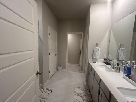1326 Arcadian Rose San Antonio TX 78245