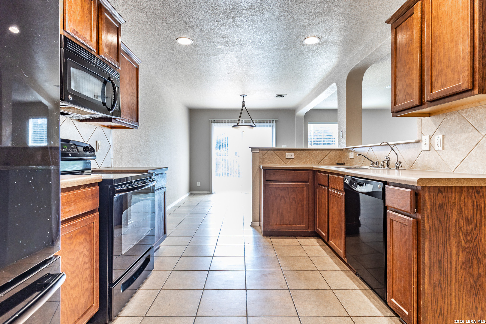 6538 Poseidon Way Converse TX 78109