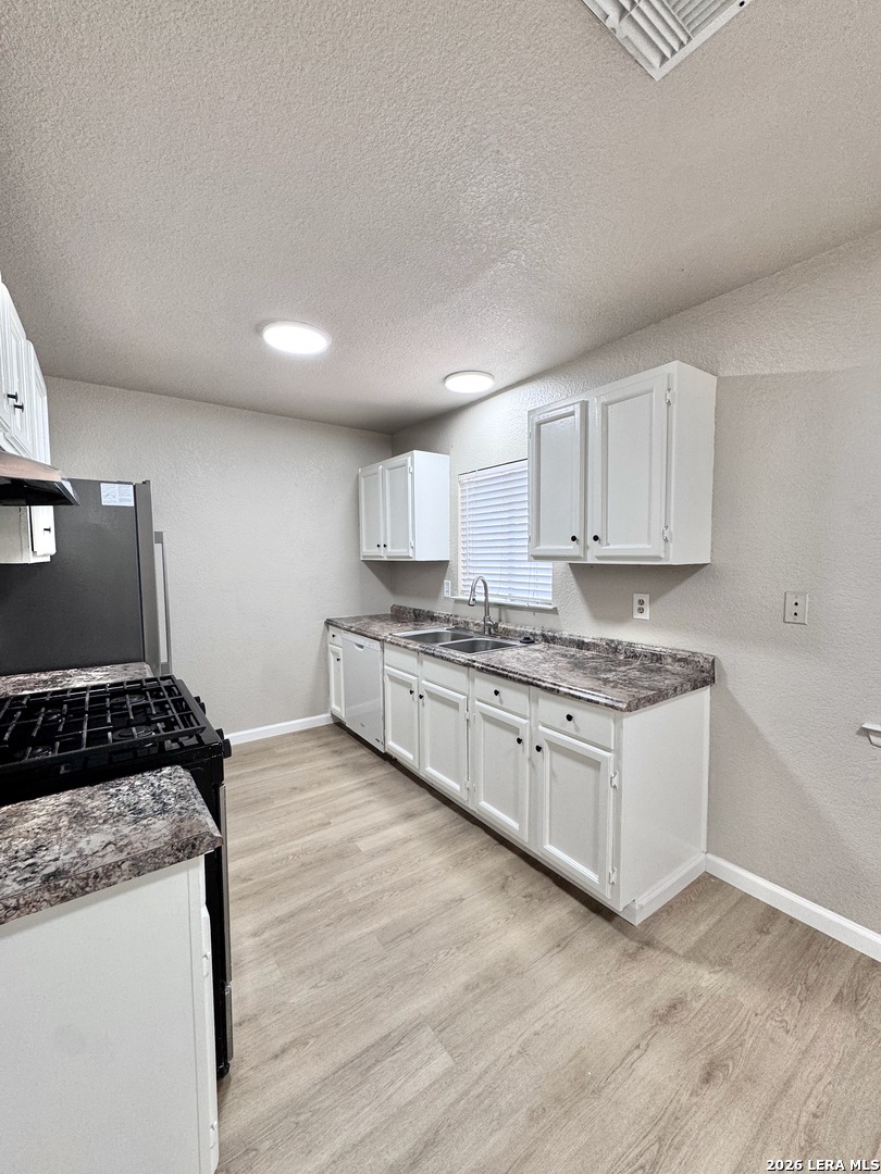 9483 Points Edge San Antonio TX 78250