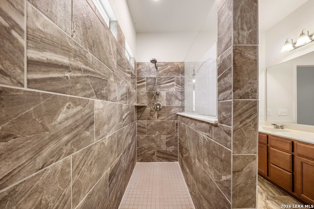 7347 Bluebonnet Bay San Antonio TX 78218