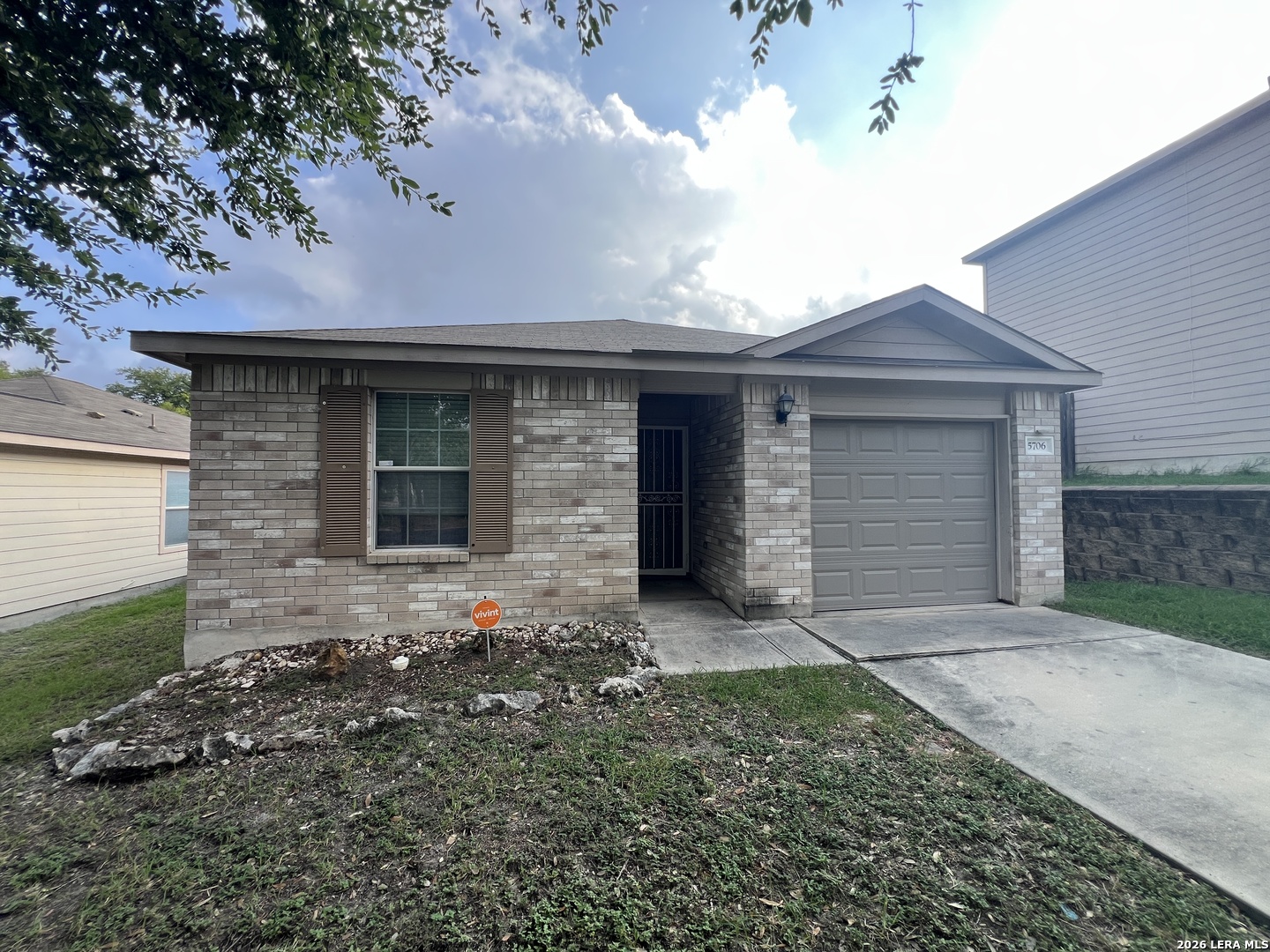 5706 Hickory Canyon San Antonio TX 78252