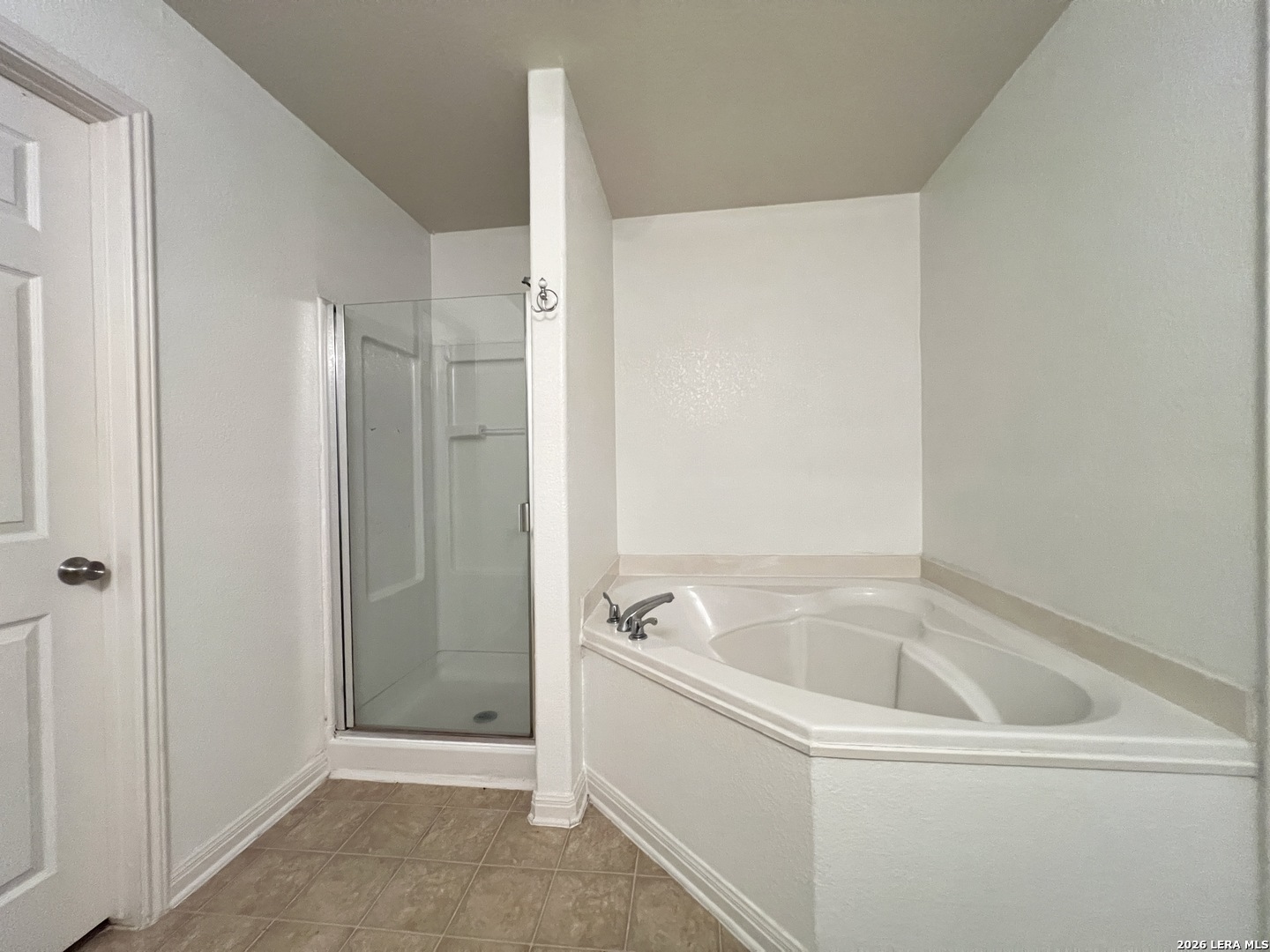 5706 Hickory Canyon San Antonio TX 78252