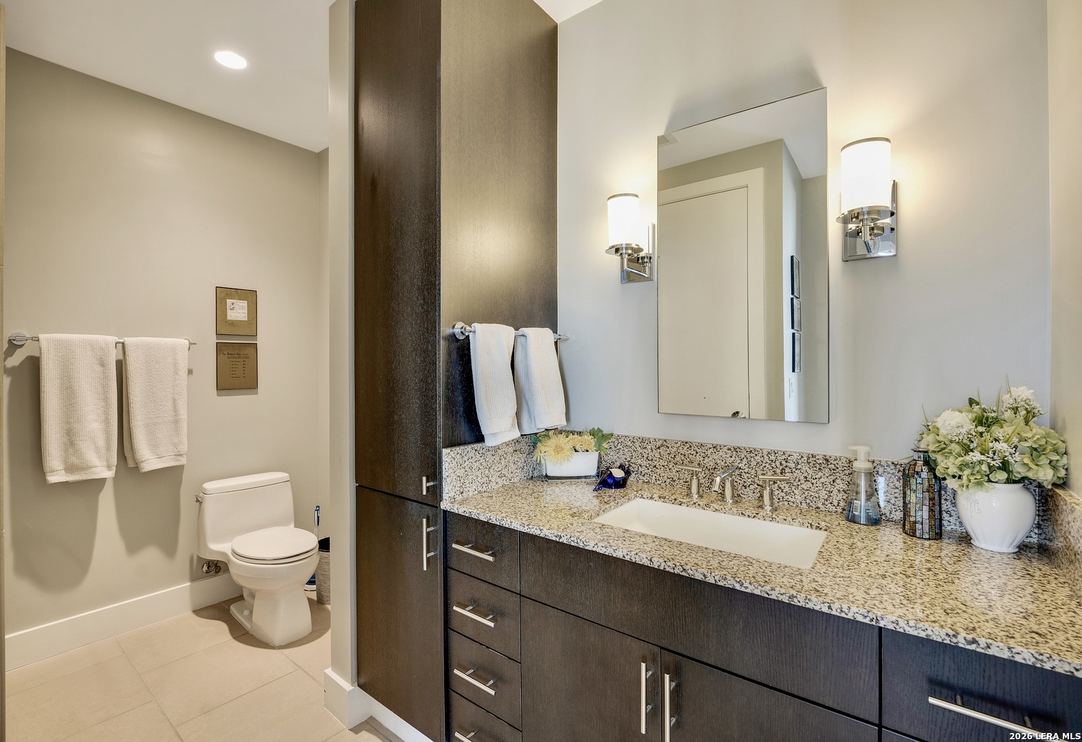 610 E Market San Antonio TX 78205