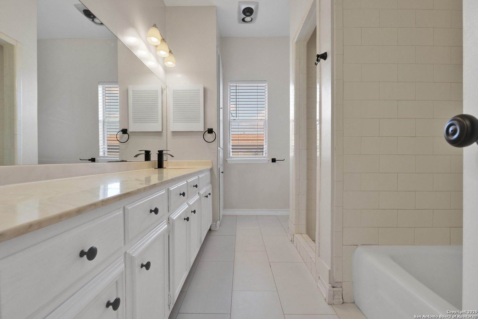 3678 Hidden Drive San Antonio TX 78217