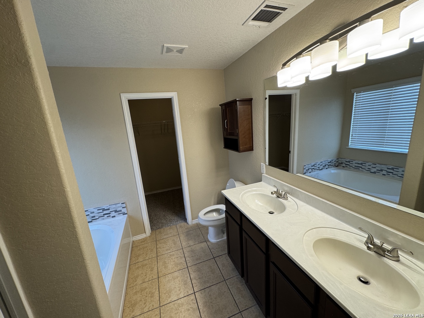 9223 Silver Vista San Antonio TX 78254
