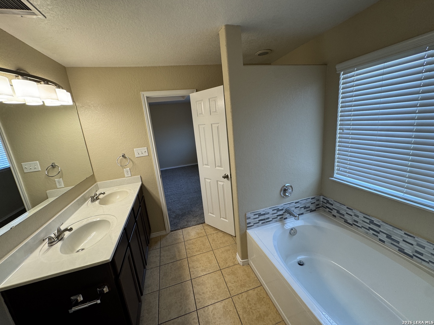 9223 Silver Vista San Antonio TX 78254