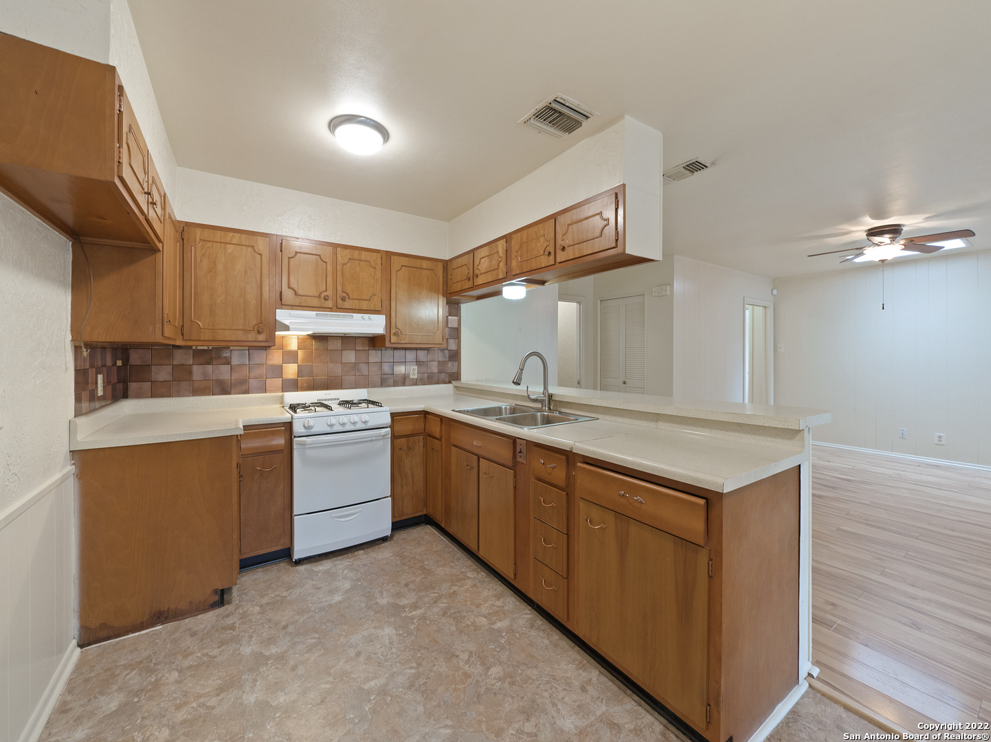 5810 Brenda Lane San Antonio TX 78240