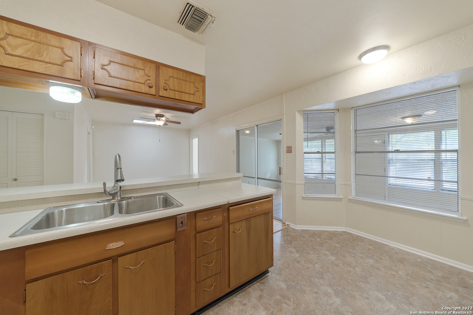 5810 Brenda Lane San Antonio TX 78240