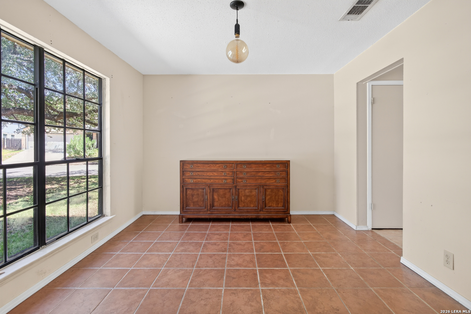 6702 Secession San Antonio TX 78240