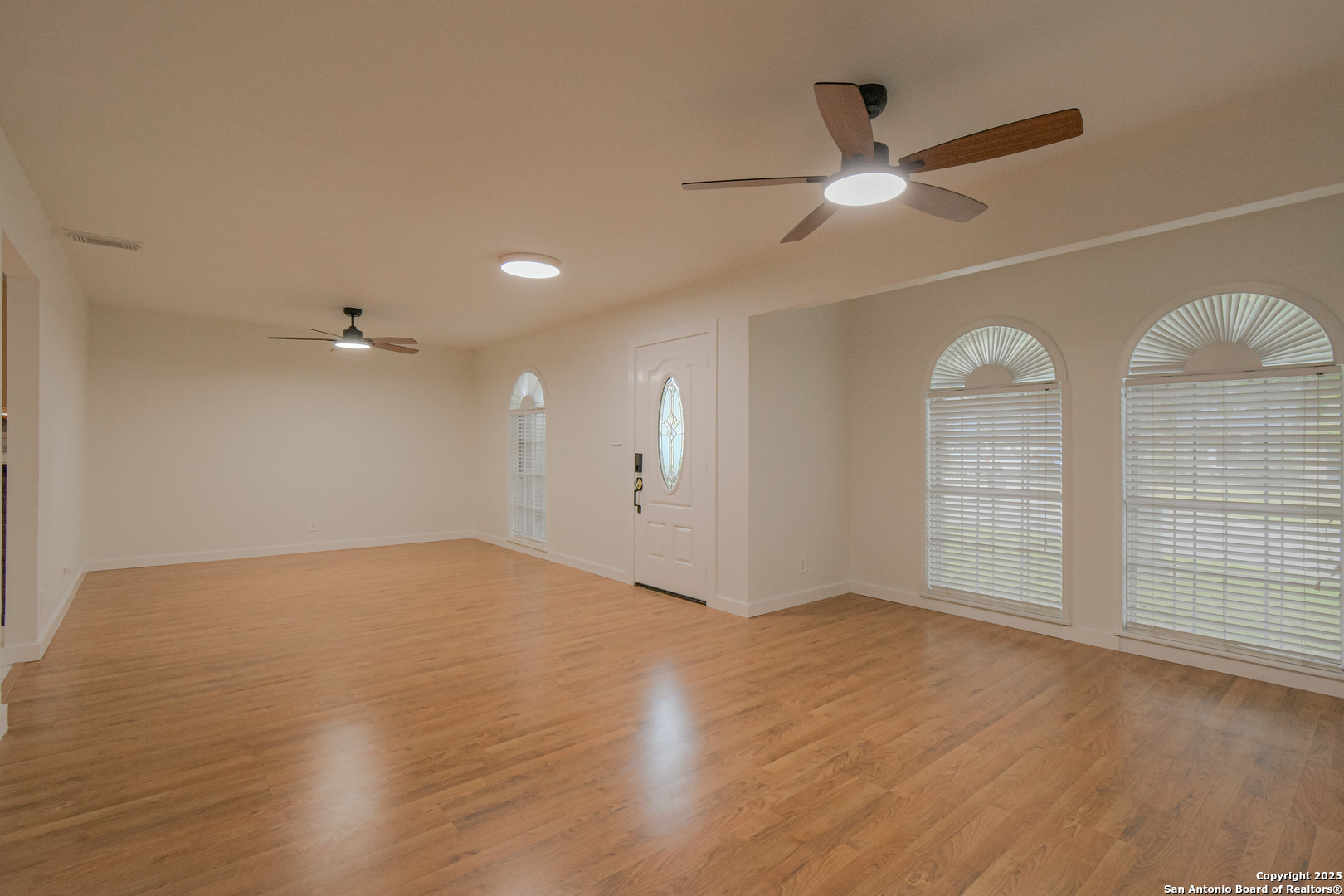 12605 Moss Hollow Live Oak TX 78233