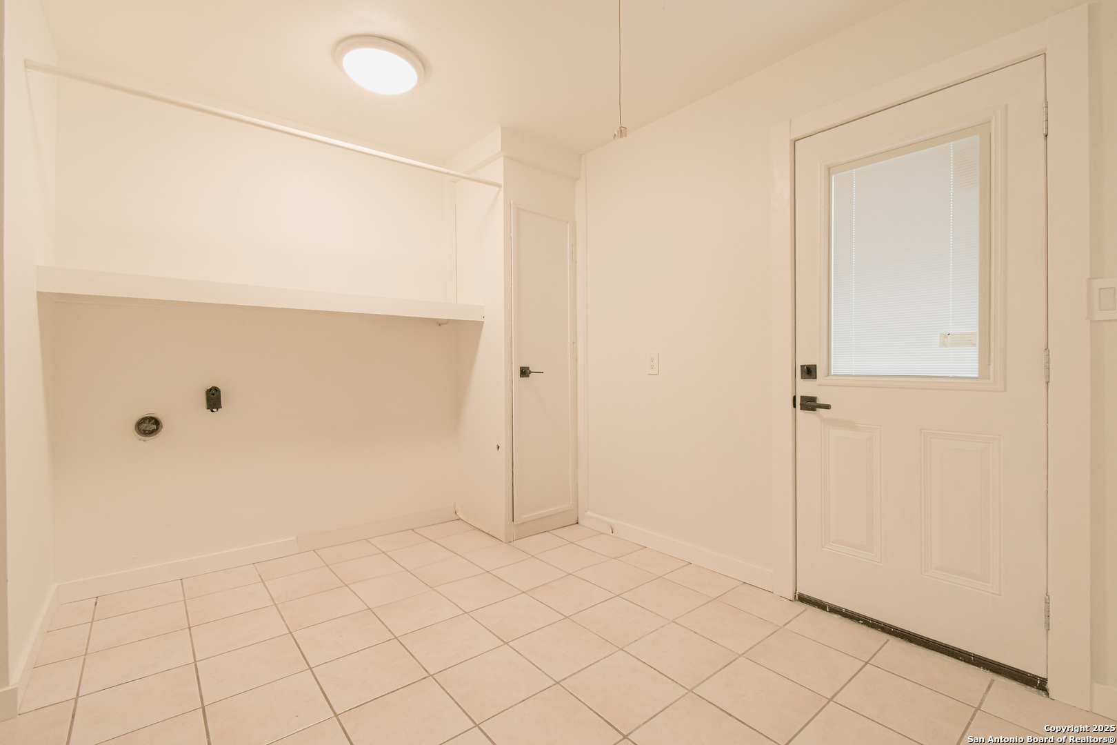 12605 Moss Hollow Live Oak TX 78233