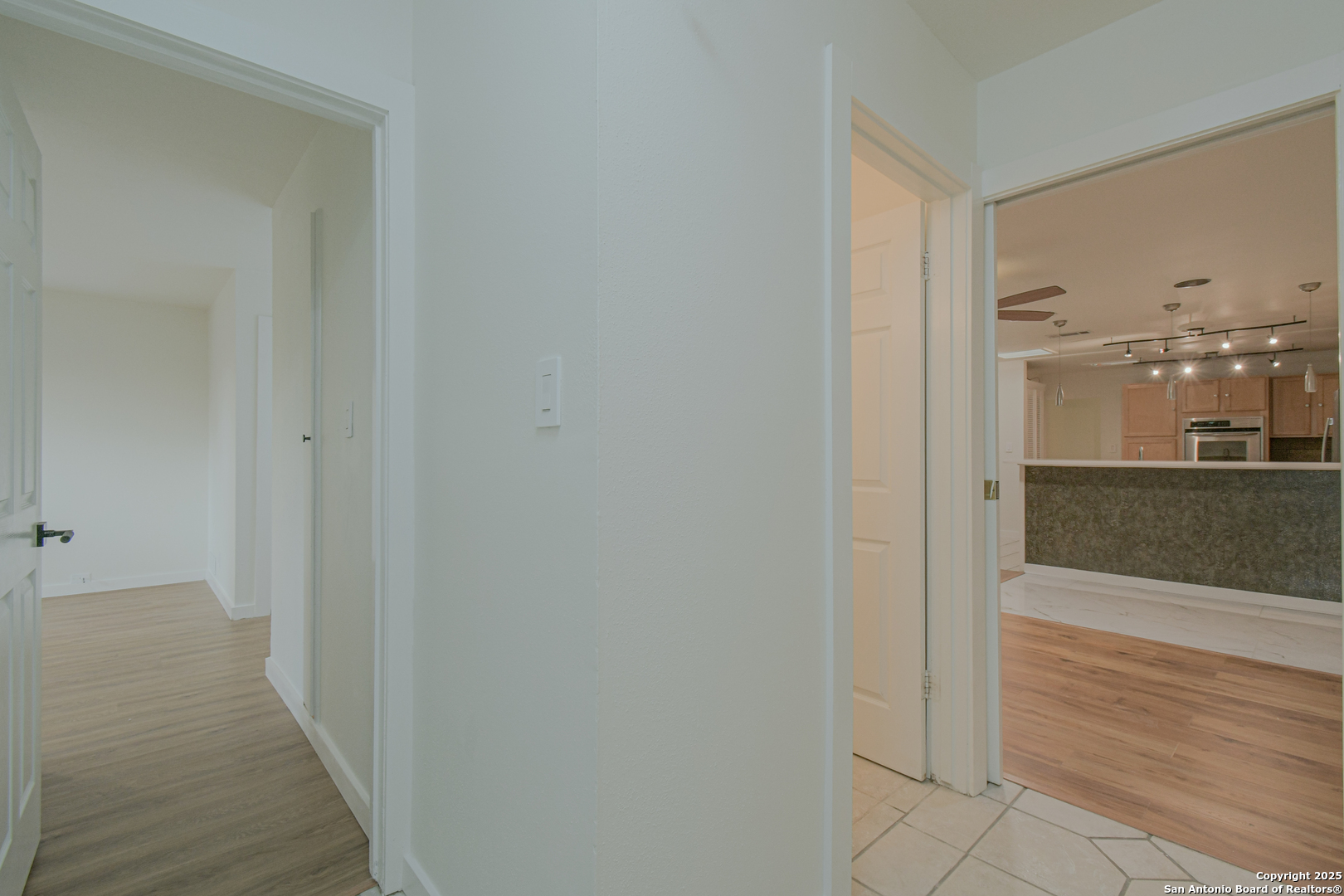 12605 Moss Hollow Live Oak TX 78233