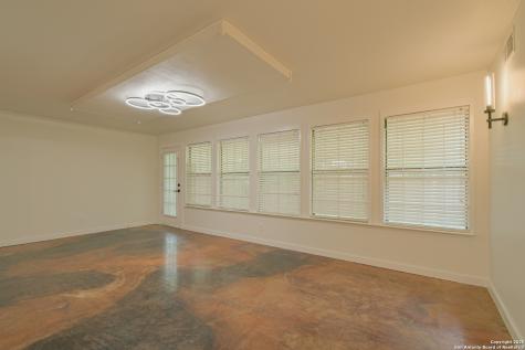 12605 Moss Hollow Live Oak TX 78233