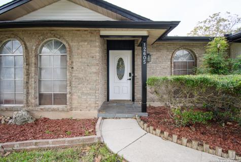 12605 Moss Hollow Live Oak TX 78233