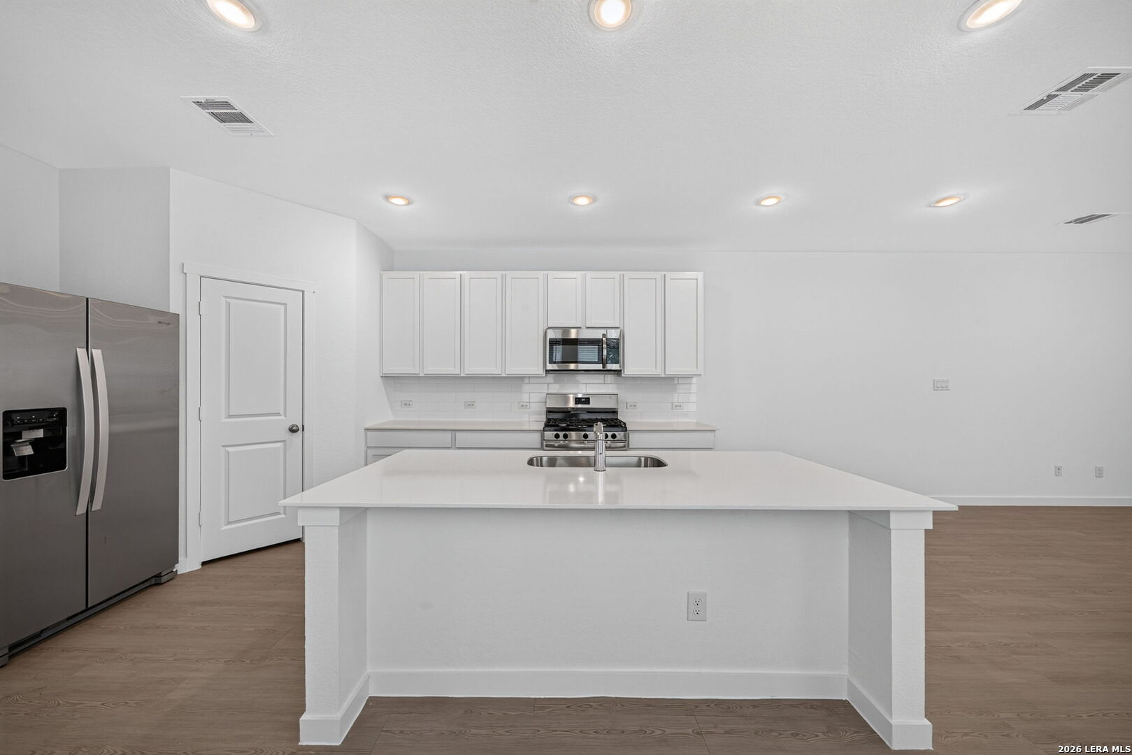 910 Moonshine Lane Marion TX 78132