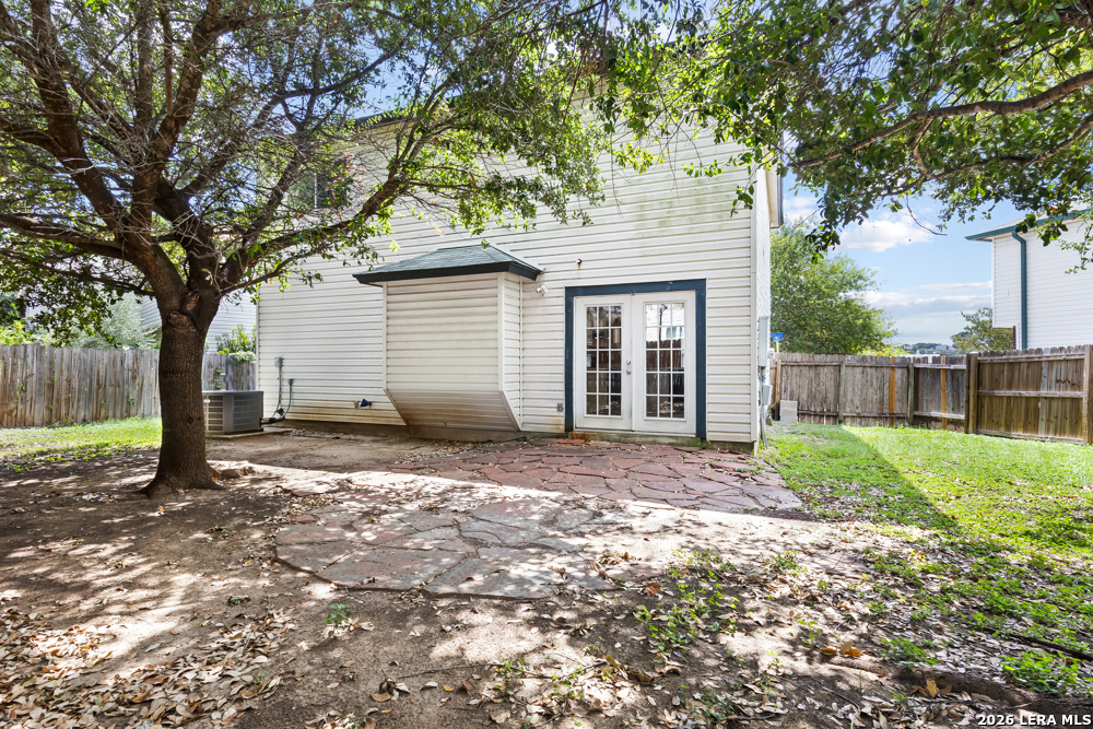 8934 Kenton Mist San Antonio TX 78240
