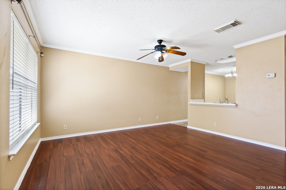 8934 Kenton Mist San Antonio TX 78240