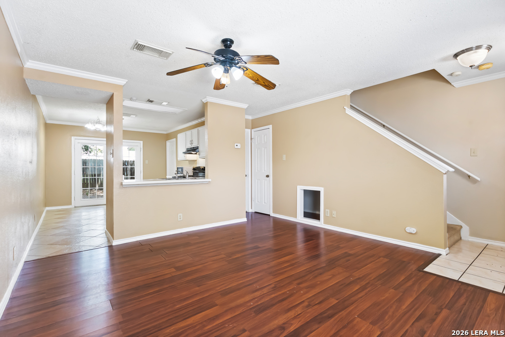 8934 Kenton Mist San Antonio TX 78240