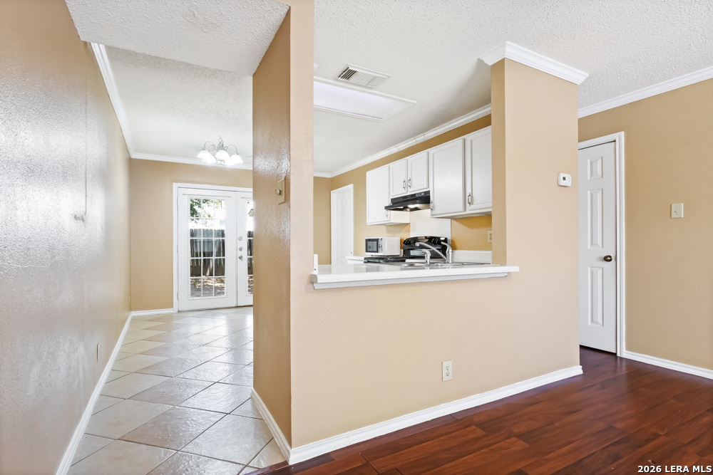 8934 Kenton Mist San Antonio TX 78240