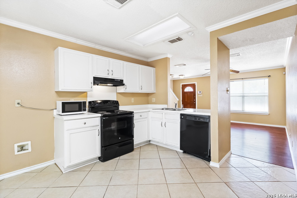 8934 Kenton Mist San Antonio TX 78240