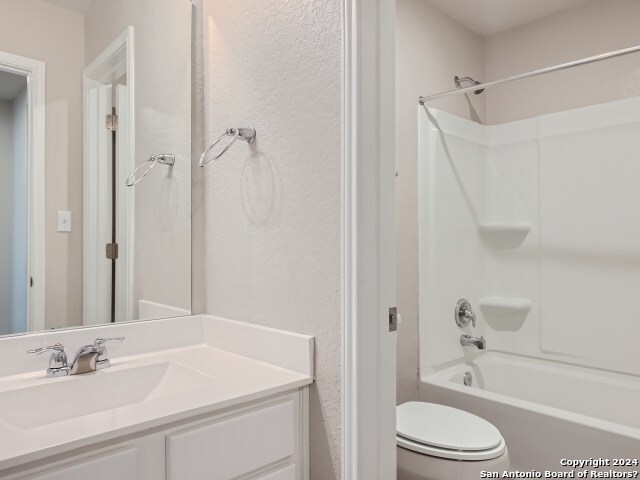 3331 Rosita Way San Antonio TX 78224