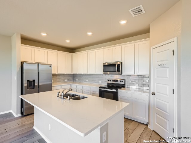 3331 Rosita Way San Antonio TX 78224