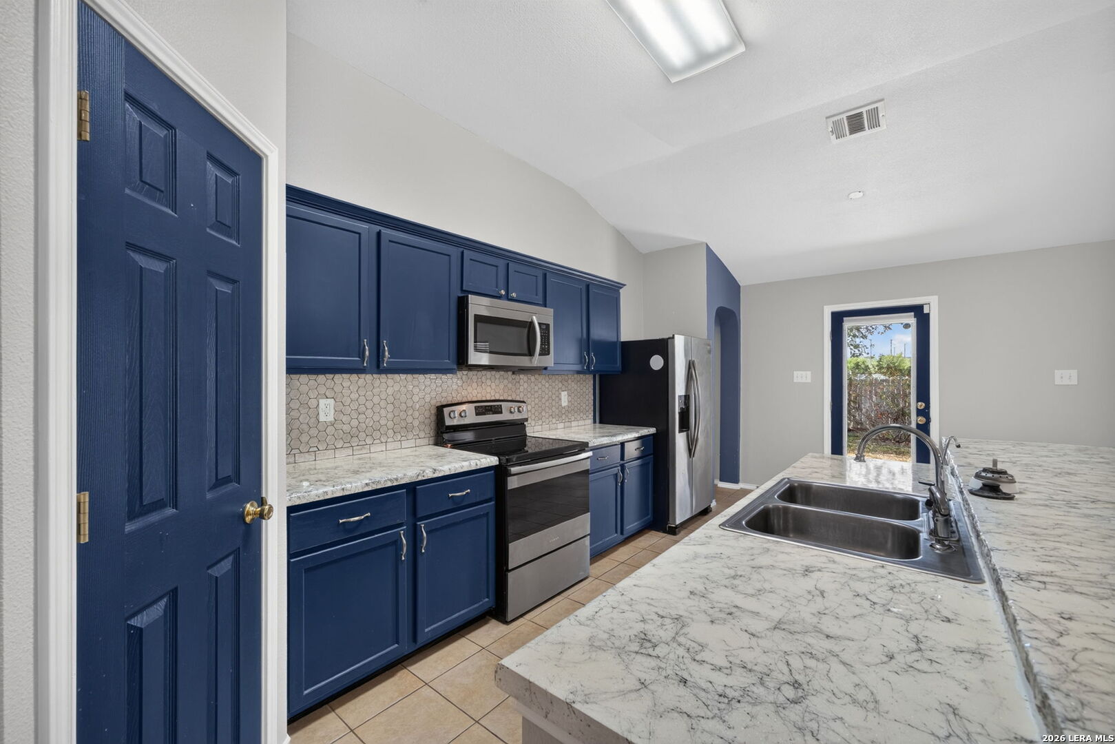 7411 Tamburo Trail San Antonio TX 78266