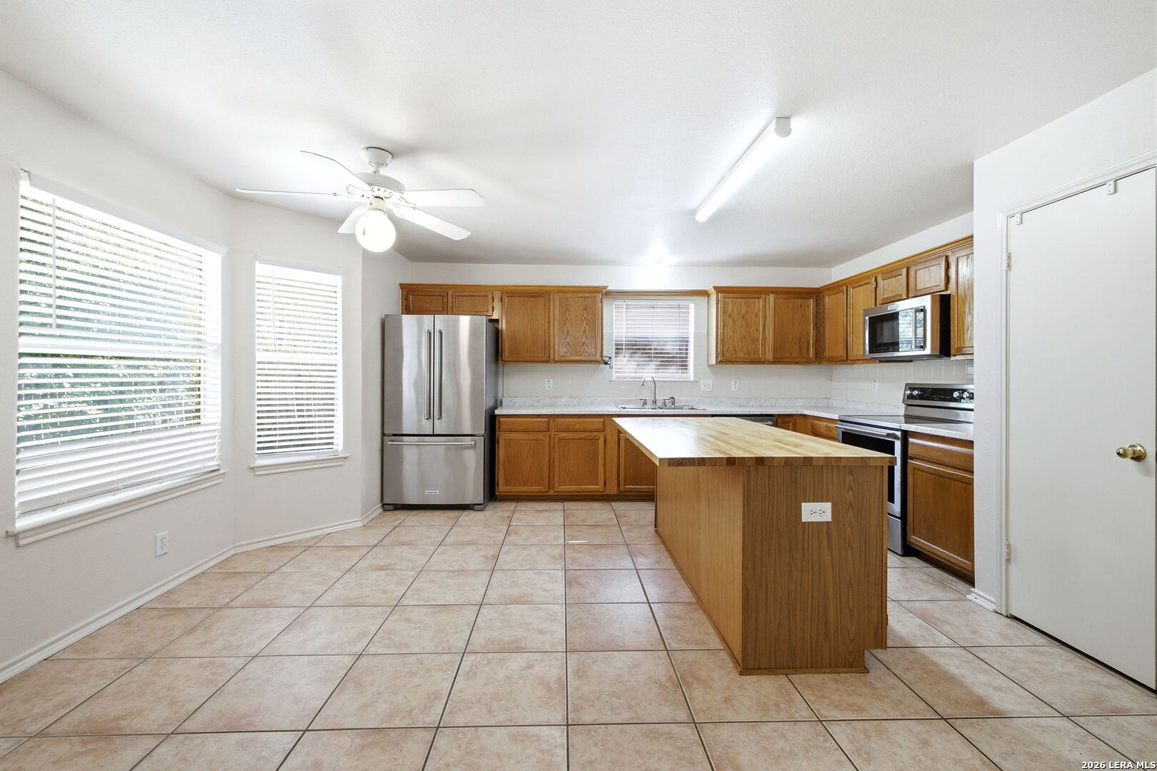 832 Dimrock Schertz TX 78154
