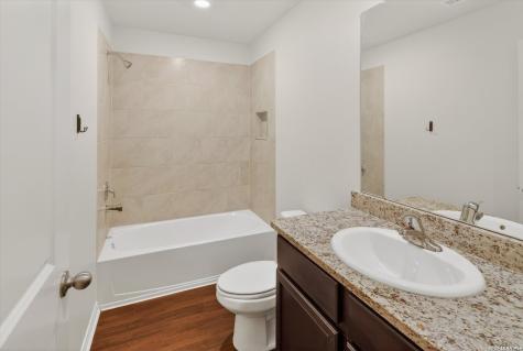 3819 Leighton Harbor Von Ormy TX 78073