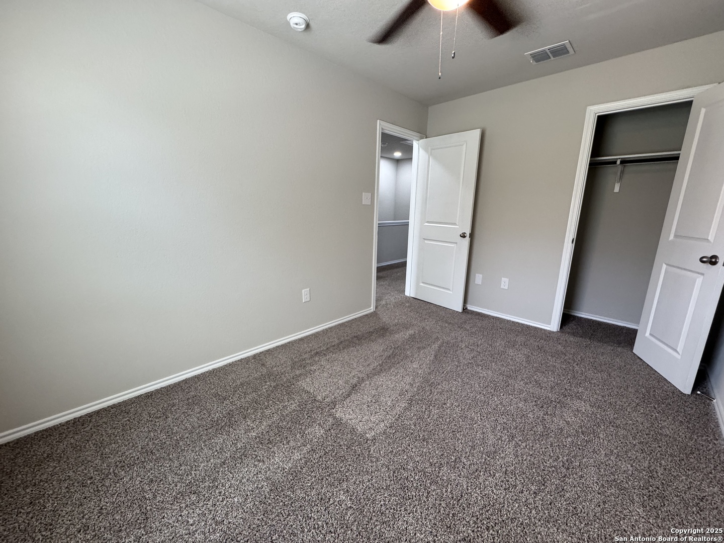 5330 Lisa Point Converse TX 78109