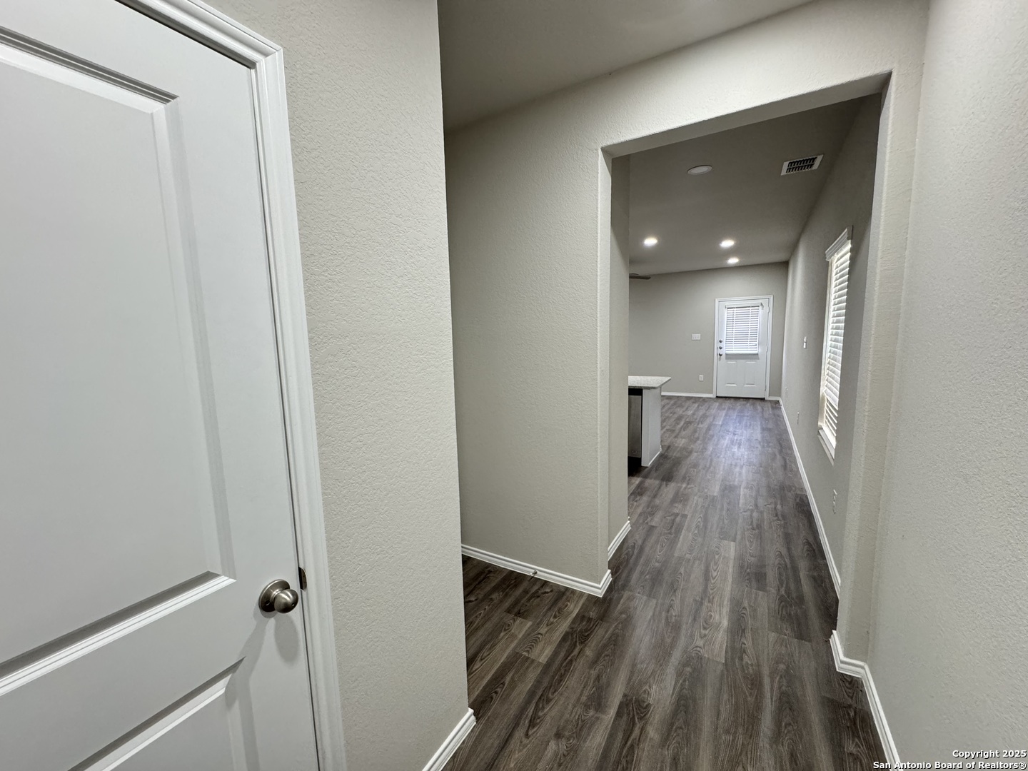 5330 Lisa Point Converse TX 78109