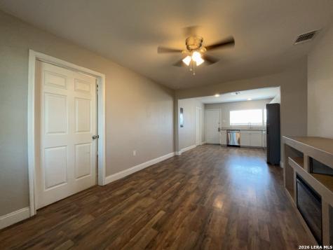 8905 Seacliff Street San Antonio TX 78242