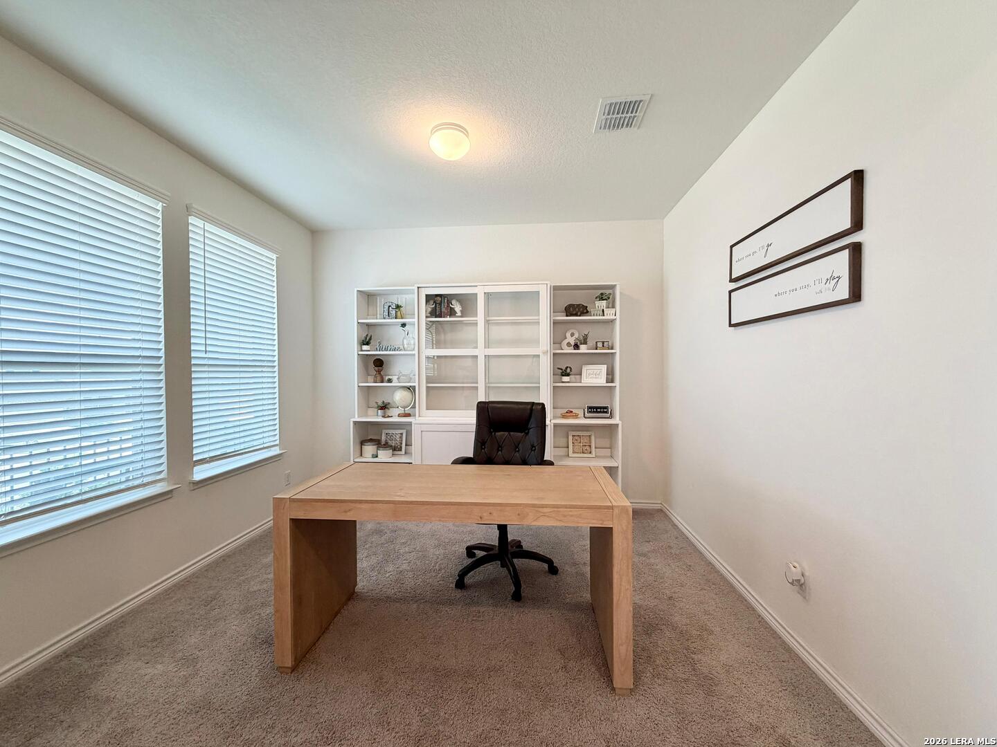 5024 Galvan Manor Converse TX 78109