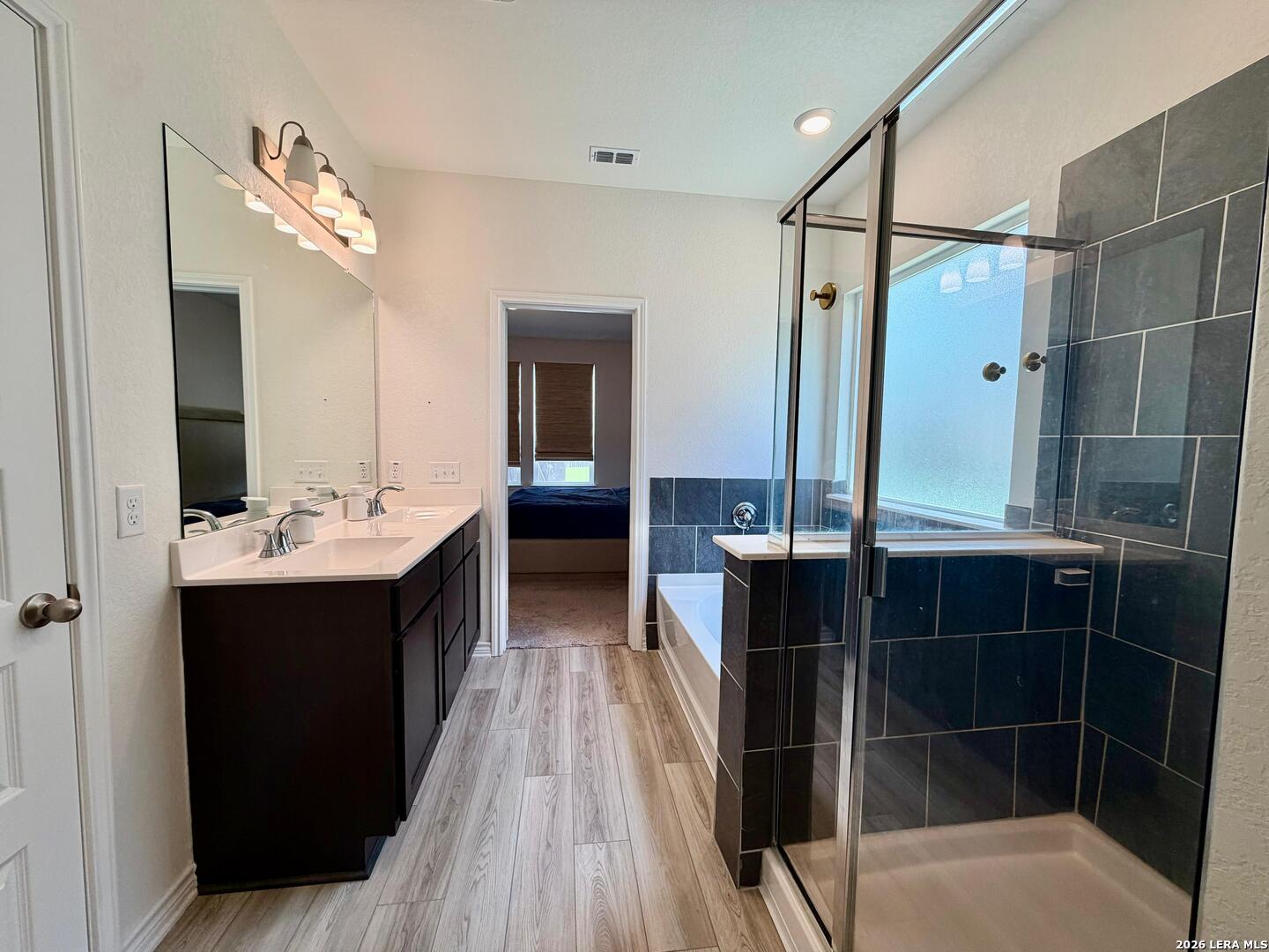5024 Galvan Manor Converse TX 78109