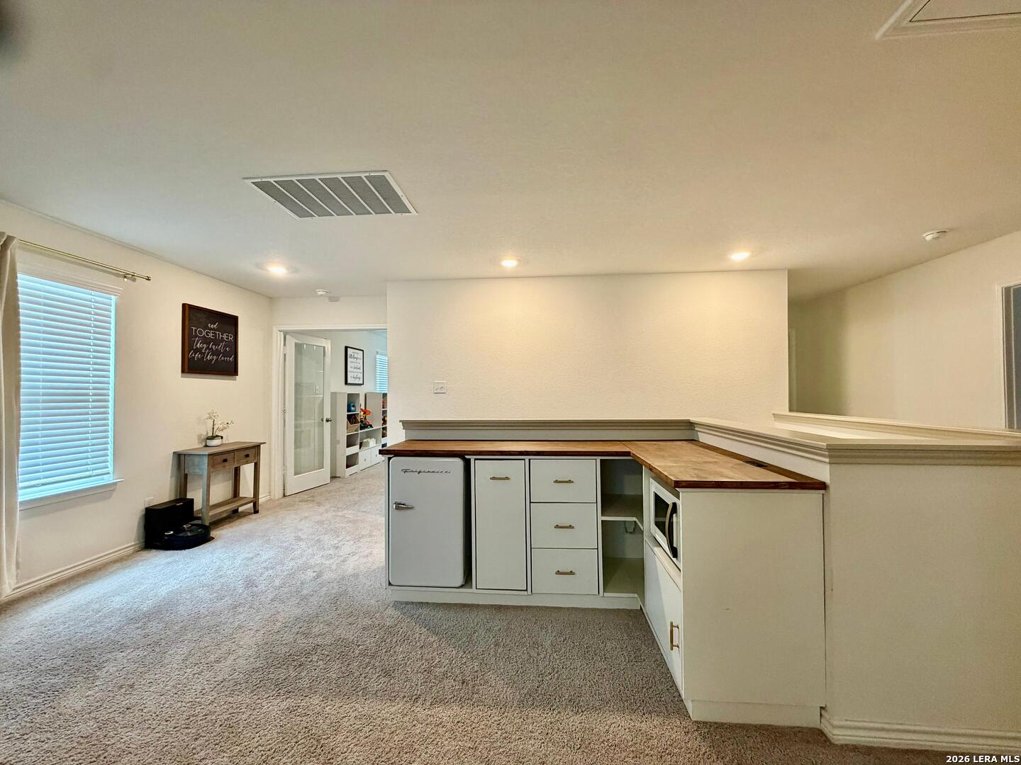 5024 Galvan Manor Converse TX 78109