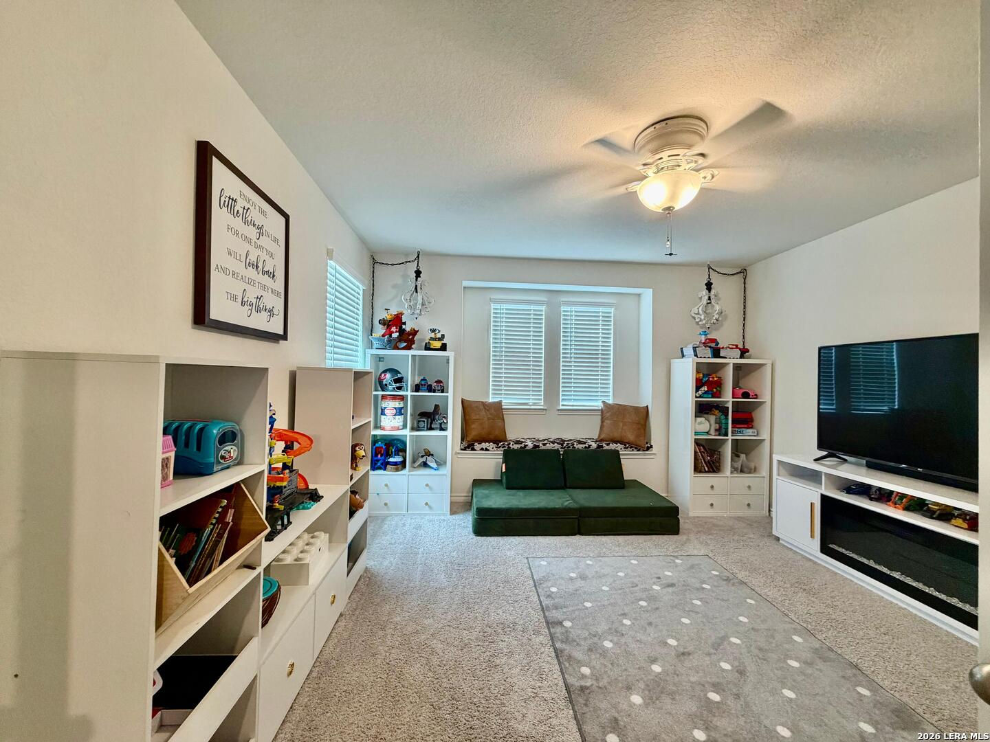 5024 Galvan Manor Converse TX 78109