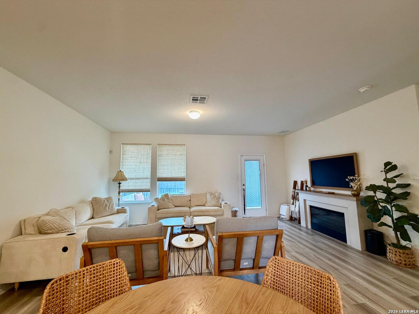 5024 Galvan Manor Converse TX 78109