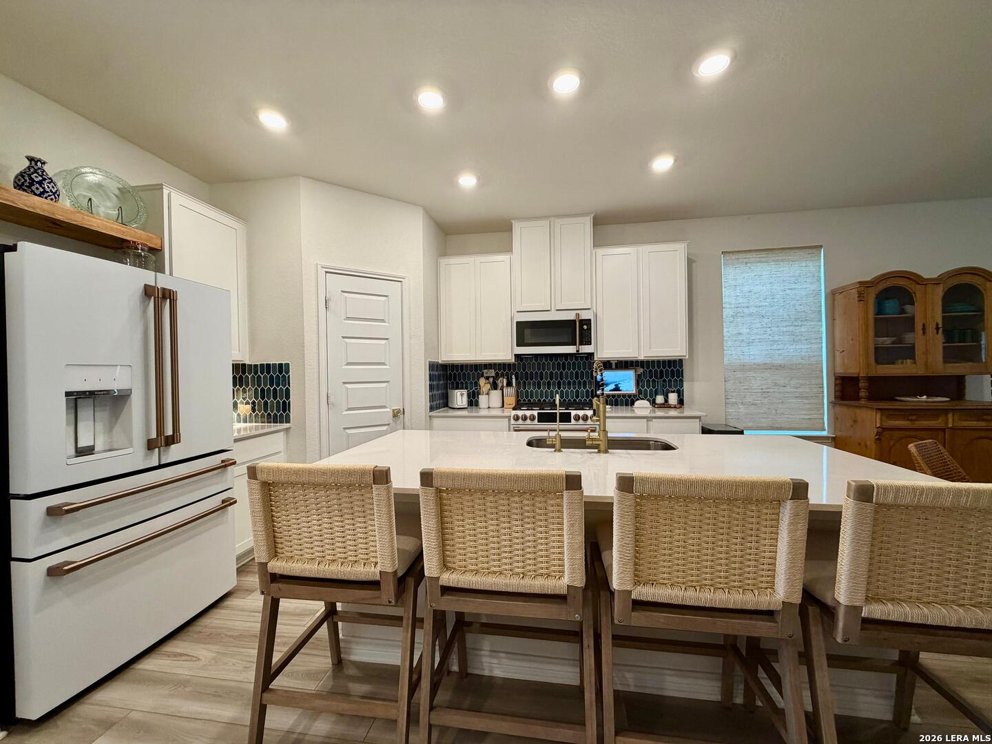 5024 Galvan Manor Converse TX 78109
